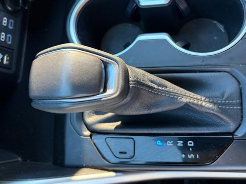 Used 2022 Toyota Highlander LE image 27