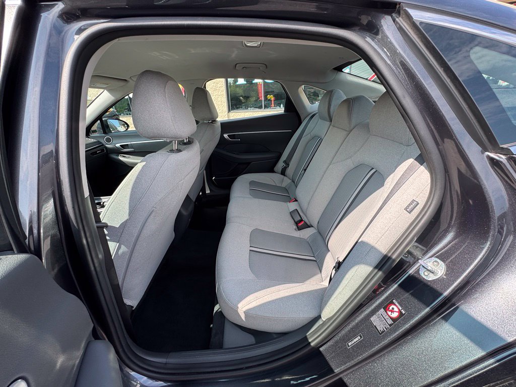 Used 2021 Hyundai Sonata SE FWD image 9