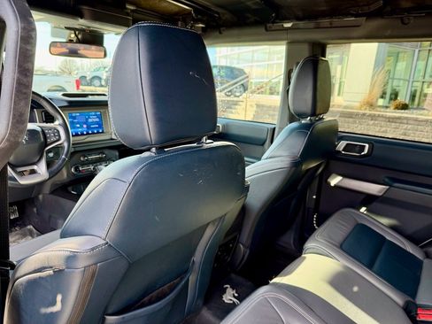 Used 2022 Ford Bronco Outer Banks image 11