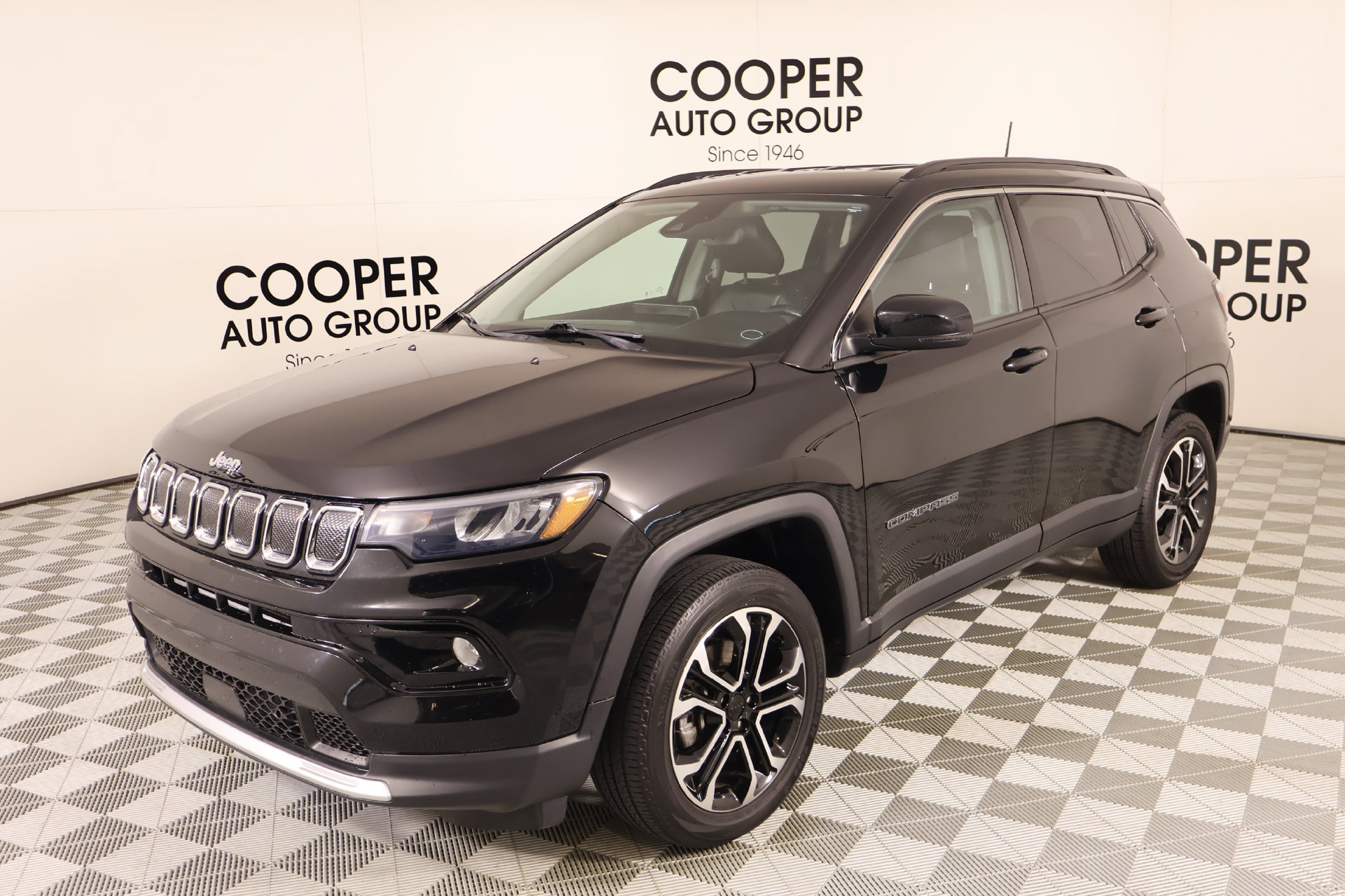Used 2022 Jeep Compass Limited AWD/4WD image 10