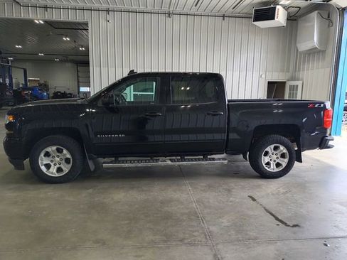 Used 2018 Chevrolet Silverado 1500 LT w/ All Star Edition AWD/4WD image 5