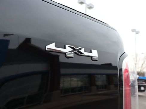 Used 2019 GMC Canyon SLE w/ Driver Alert Package image 28