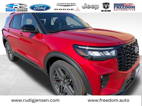 New 2026 Ford Explorer ST-Line w/ ST-Line Street Pack AWD/4WD image 7