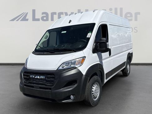New 2025 RAM ProMaster 1500 w/ Convenience Group image 4