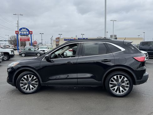 Used 2020 Ford Escape Titanium AWD/4WD image 15