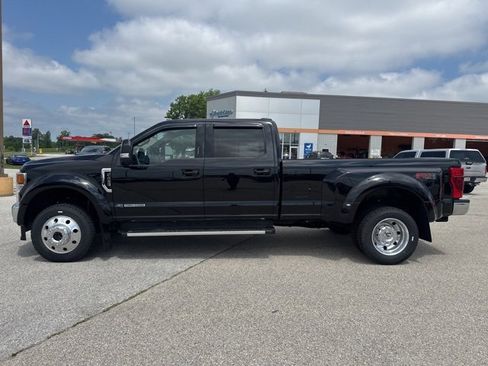 Used 2022 Ford F450 Lariat w/ FX4 Off-Road Package image 6
