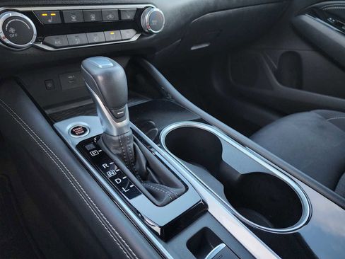 Used 2023 Nissan Altima 2.5 SV w/ SV Premium Package image 9