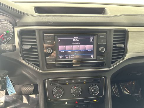 Used 2018 Volkswagen Atlas S image 25