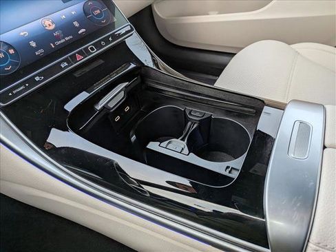 Certified 2025 Mercedes-Benz C 300 Sedan image 12