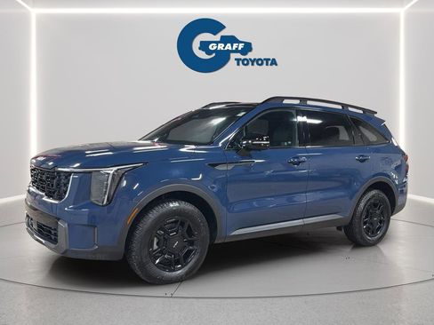 Used 2024 Kia Sorento SX Prestige image 2