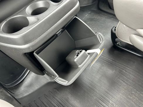 New 2025 Chevrolet Express 3500 Work Van w/ Power Convenience Package image 30