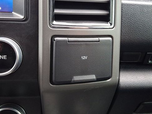 Used 2021 Ford Expedition XLT image 35