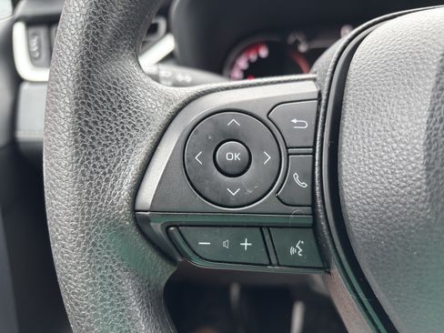 Certified 2025 Toyota RAV4 XLE AWD/4WD image 19