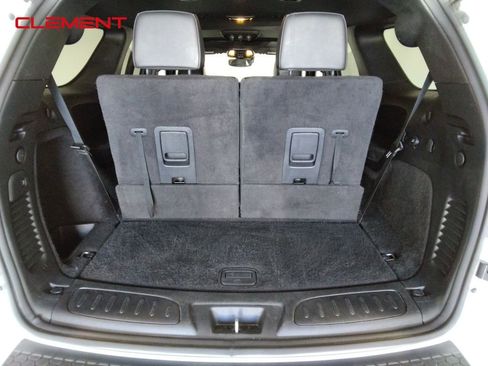 Used 2023 Dodge Durango R/T w/ Blacktop Package image 9