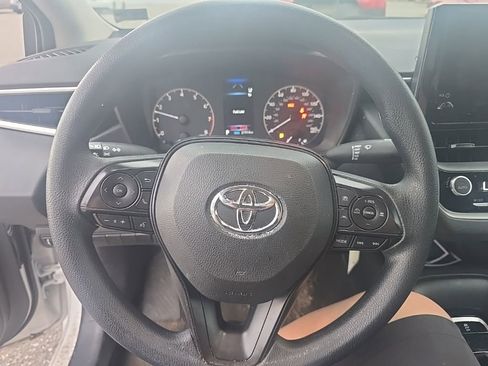 Used 2023 Toyota Corolla LE image 14