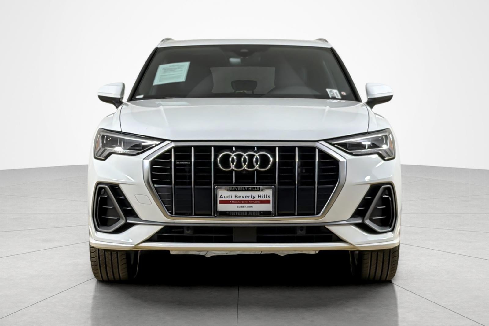 Used 2023 Audi Q3 2.0T Premium Plus w/ Premium Plus Package AWD/4WD image 8