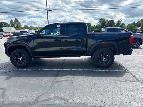 Used 2024 GMC Canyon Elevation w/ Convenience Package AWD/4WD image 8