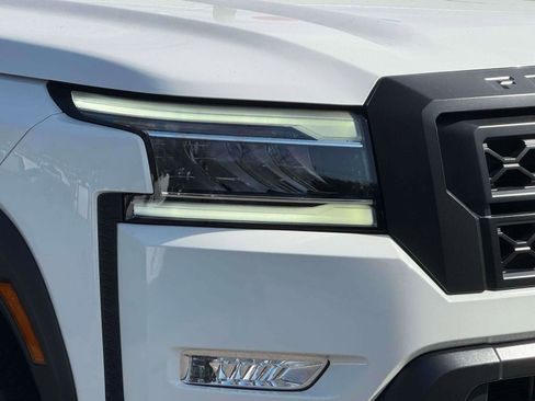 Used 2023 Nissan Frontier PRO-4X w/ Tow Package image 7