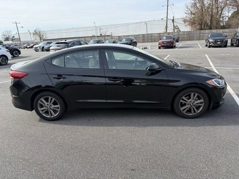 Used 2018 Hyundai Elantra SEL image 11