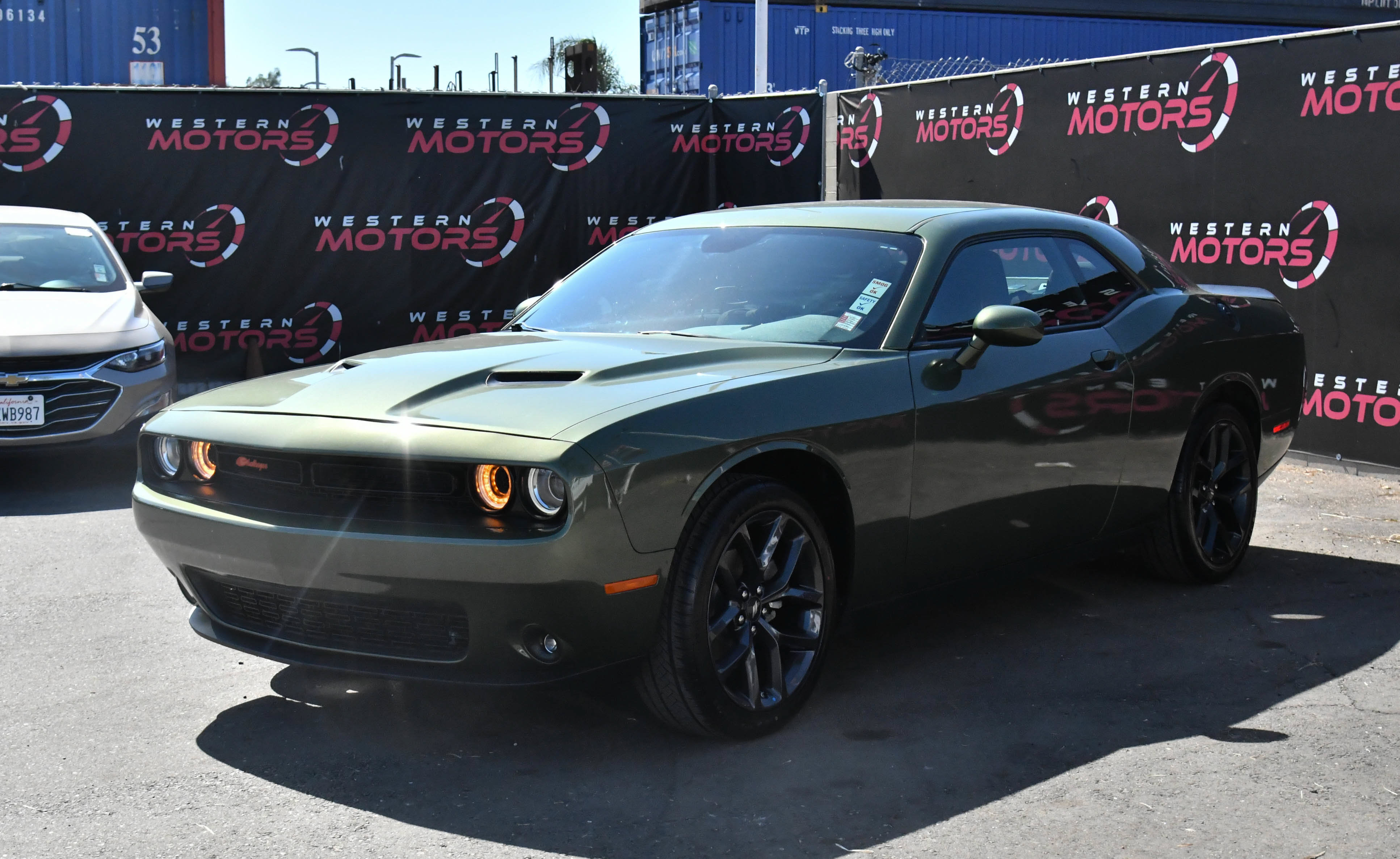 Used 2022 Dodge Challenger SXT w/ Blacktop Package RWD image 3