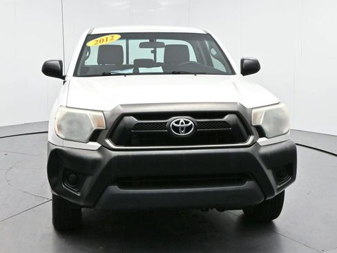 Used 2012 Toyota Tacoma 2WD Regular Cab image 2