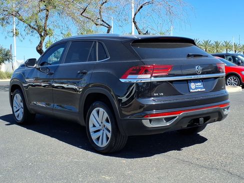 Certified 2023 Volkswagen Atlas Cross Sport SE w/ Panoramic Sunroof Package image 4