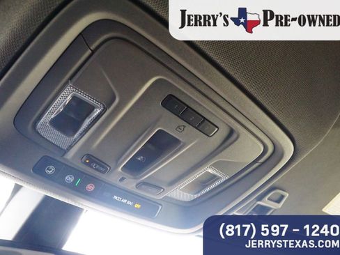 Used 2020 Chevrolet Silverado 1500 RST w/ Texas Edition AWD/4WD image 14