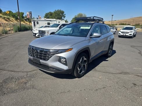 Used 2023 Hyundai Tucson Limited AWD/4WD image 2