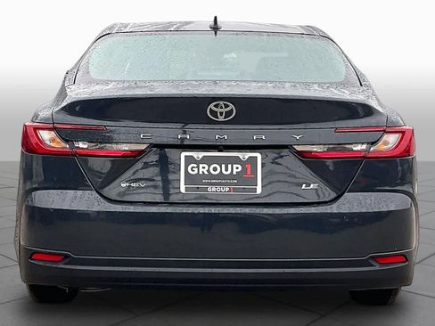 Used 2025 Toyota Camry LE FWD image 5