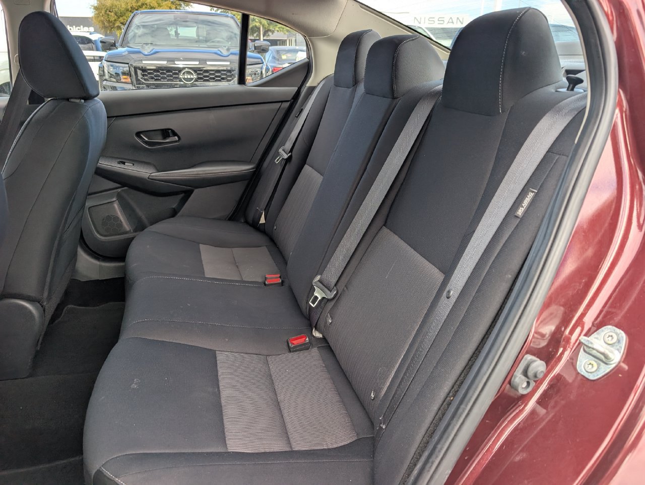 Used 2024 Nissan Sentra SV FWD image 27