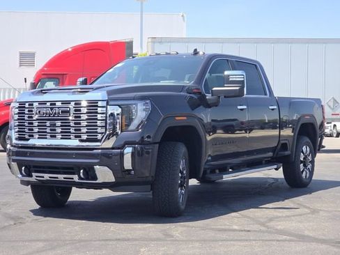 New 2026 GMC Sierra 2500 Denali w/ Denali Reserve Package AWD/4WD image 22