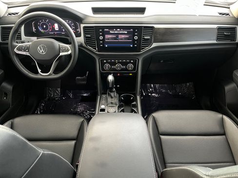 Used 2023 Volkswagen Atlas SE w/ Black Wheel Package AWD/4WD image 31