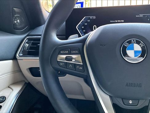Used 2023 BMW 330i Sedan w/ Premium Package image 24