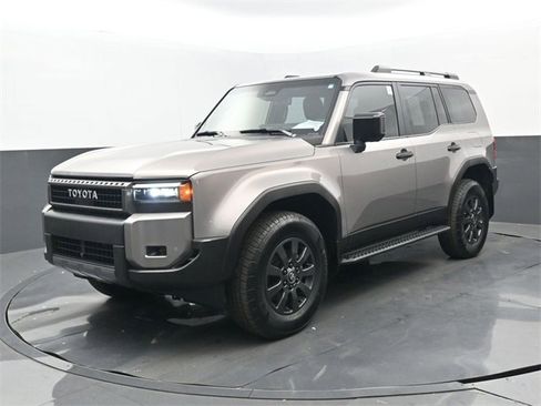 Used 2025 Toyota Land Cruiser w/ Premium Package image 25