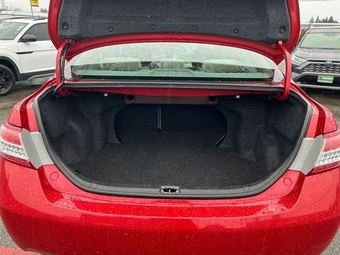 Used 2011 Toyota Camry LE w/ Fleet Convenience Pkg image 24