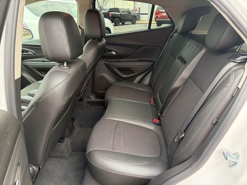 Used 2020 Buick Encore Preferred image 12