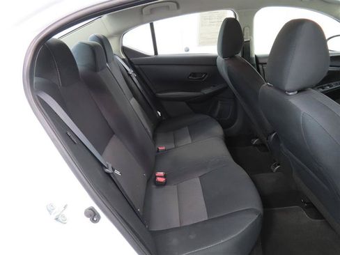 Used 2025 Nissan Sentra SV FWD image 30