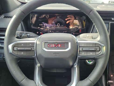 New 2026 GMC Terrain Elevation w/ Elevation Premium Package image 9