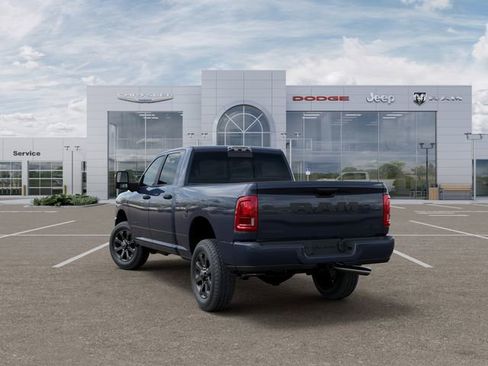 New 2026 RAM 3500 Big Horn AWD/4WD image 3