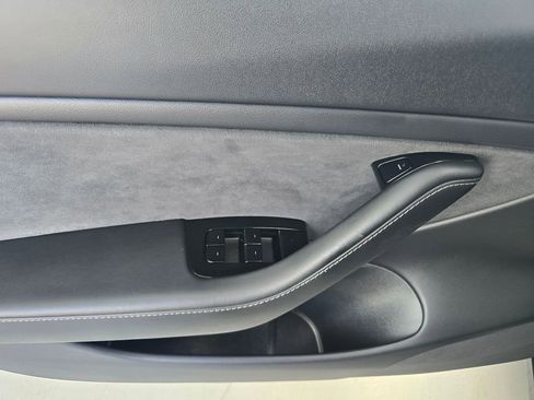 Used 2019 Tesla Model 3 Long Range AWD/4WD image 18