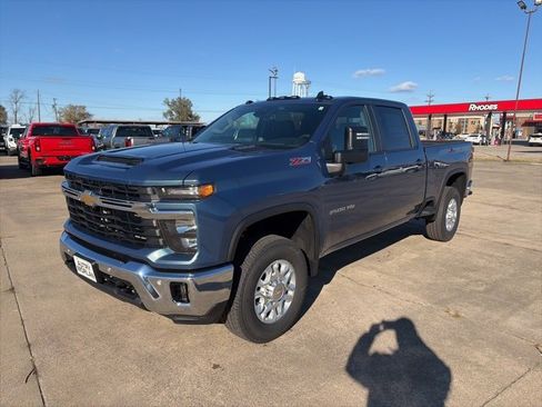 New 2026 Chevrolet Silverado 2500 LT w/ True North Edition image 2
