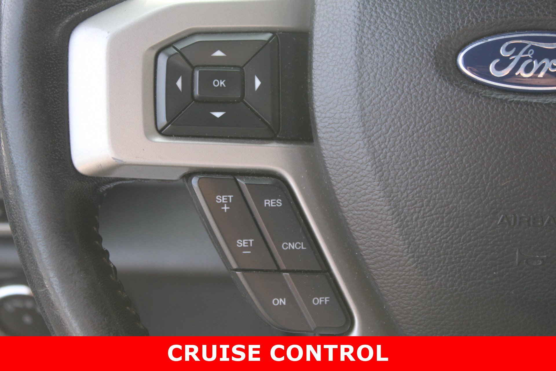 Used 2019 Ford F250 Lariat w/ Lariat Value Package AWD/4WD image 18