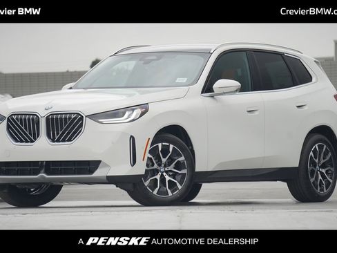 Used 2025 BMW X3 xDrive30i w/ Premium Package image 1
