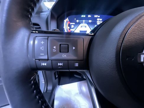 Used 2024 Nissan Rogue SL w/ SL Premium Package image 21