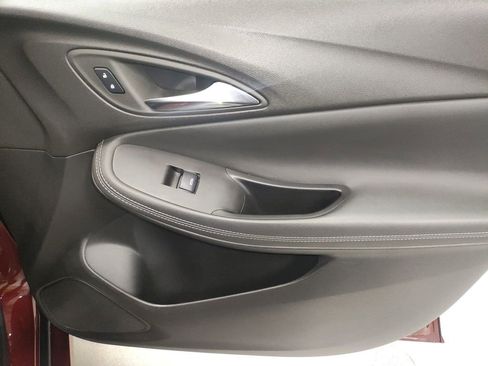 Used 2023 Buick Encore GX Select w/ Sport Touring Package FWD image 9