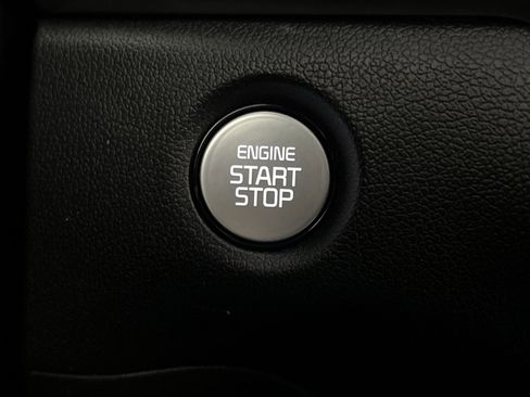 New 2026 Kia Sorento S image 31