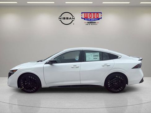 New 2026 Nissan Sentra SR FWD image 5