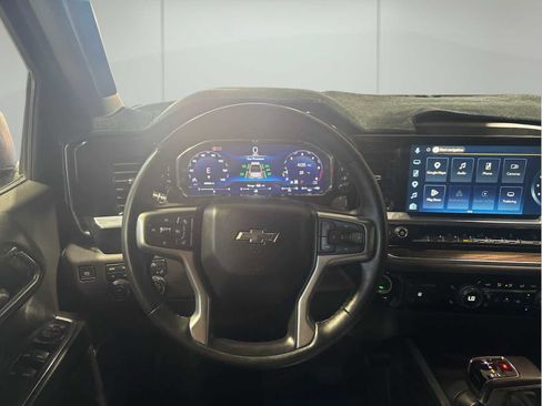 Used 2024 Chevrolet Silverado 1500 LT Trail Boss w/ Convenience Package II AWD/4WD image 23
