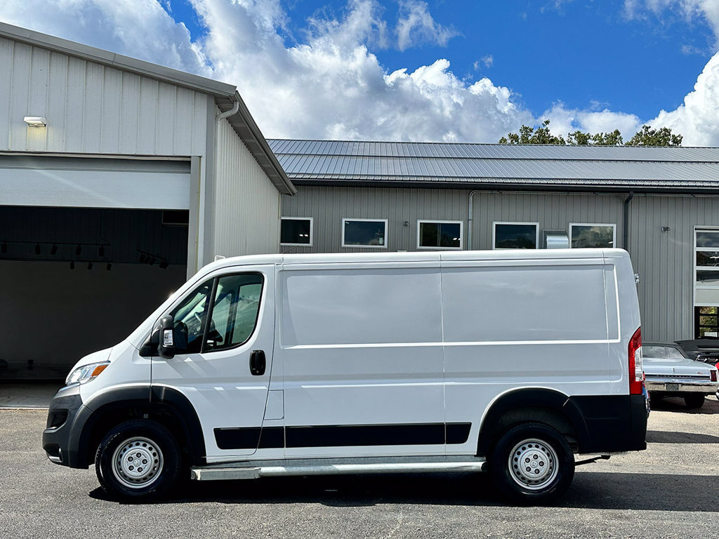 Used 2025 RAM ProMaster 2500 w/ U-Haul Equipment Group FWD image 5