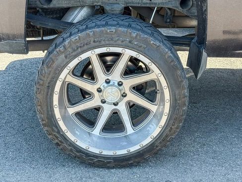 Used 2015 Chevrolet Silverado 1500 LTZ RWD image 7